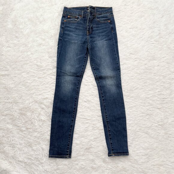 Women GAP True Skinny High Rise Denim Jeans in Dark Wash Blue Size 27 - Picture 3 of 10